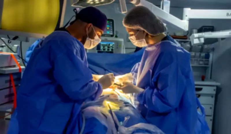 Barco Hospital São João XXIII leva atendimento médico completo a comunidade ribeirinha no Amazonas