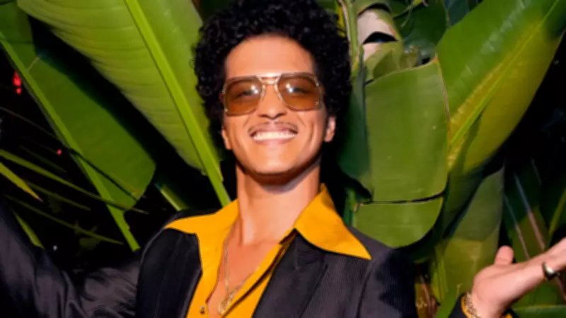 Bruno Mars desmente rumores de curtida ofensiva contra Taylor Swift nas redes sociais