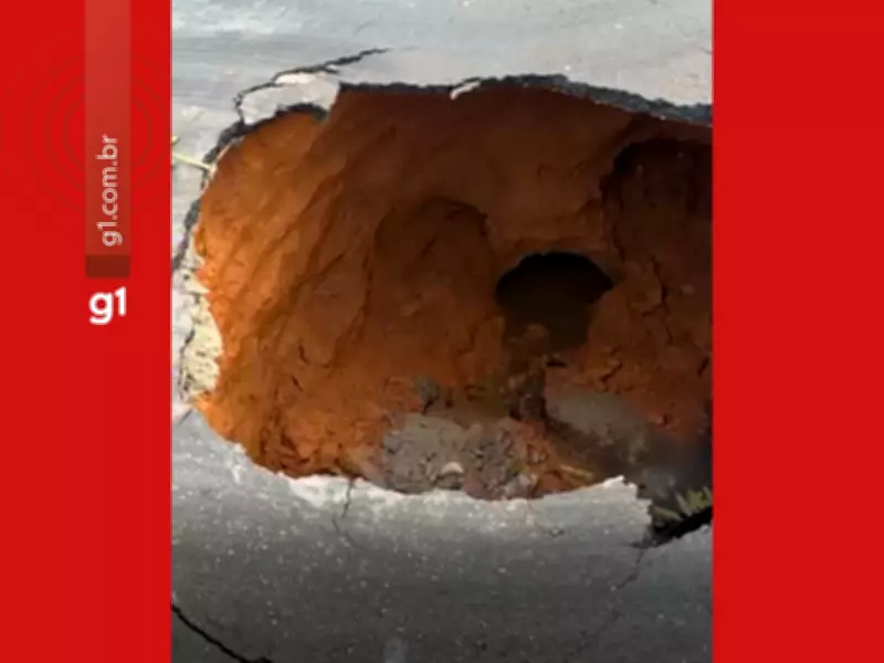 Buraco se abre na BR-317 no Acre após chuvas fortes e causa interdição parcial