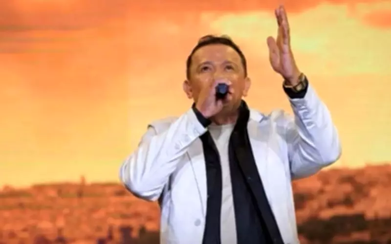 Cantor gospel Gledson Costa morre aos 46 anos após infarto, causando comoção nas redes