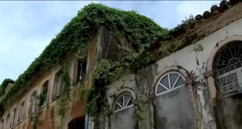 Casarões históricos de São Luís em risco de desabamento ameaçam moradores e comércio