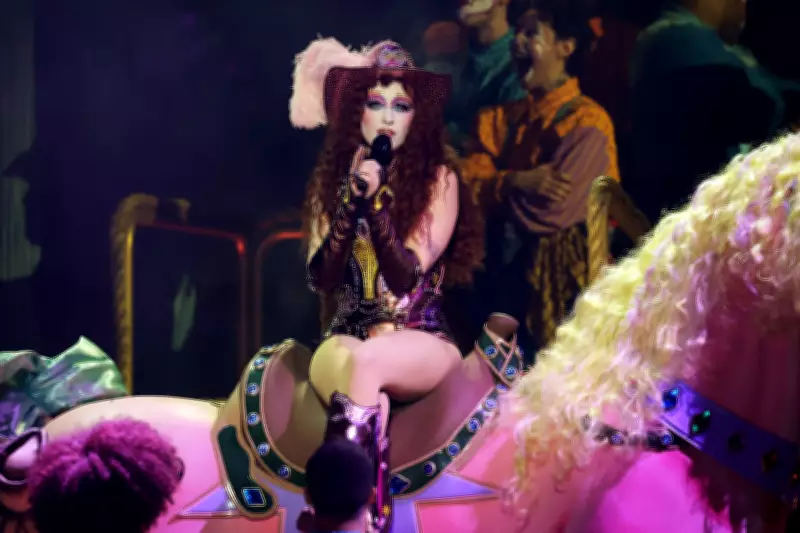 Chappell Roan estreia no Brasil com show no Lollapalooza e encerra turnê