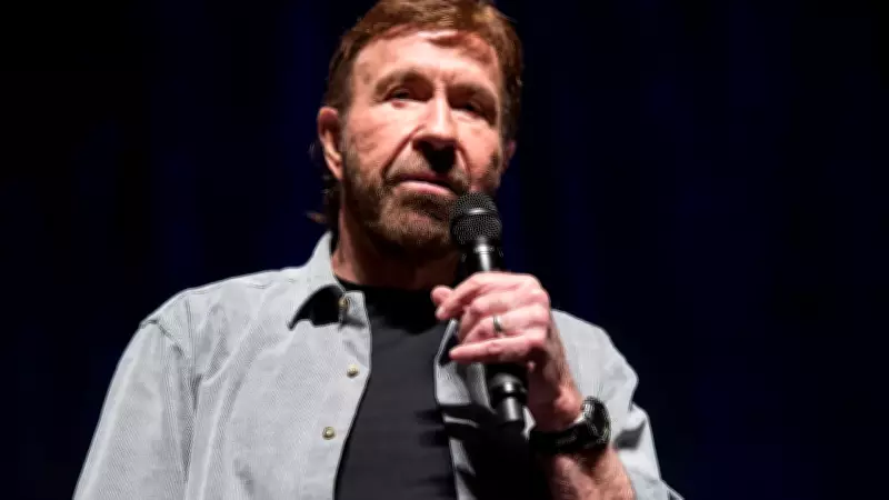 Chuck Norris é internado no Havaí após emergência médica repentina