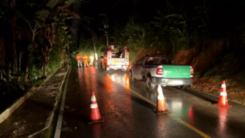 Chuva intensa causa estragos em Angra dos Reis com alagamentos e deslizamentos