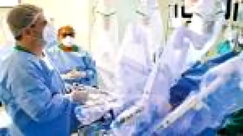 Cirurgias robóticas movimentam bilhões e se expandem no Brasil com mais de 200 robôs