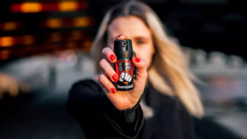 Câmara autoriza spray de pimenta para defesa feminina e regulamenta profissão de doula