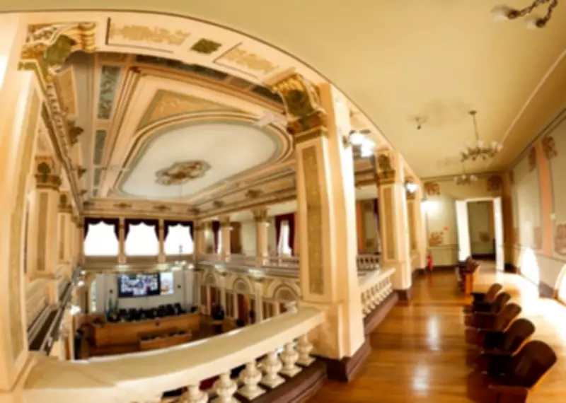 Câmara de Curitiba aprova utilidade pública de terreiro após sessão suspensa por falta de quórum