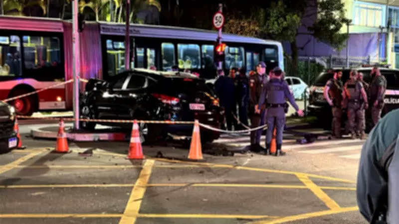 Câmeras capturam fuga de ladrões após roubo em área nobre de São Paulo
