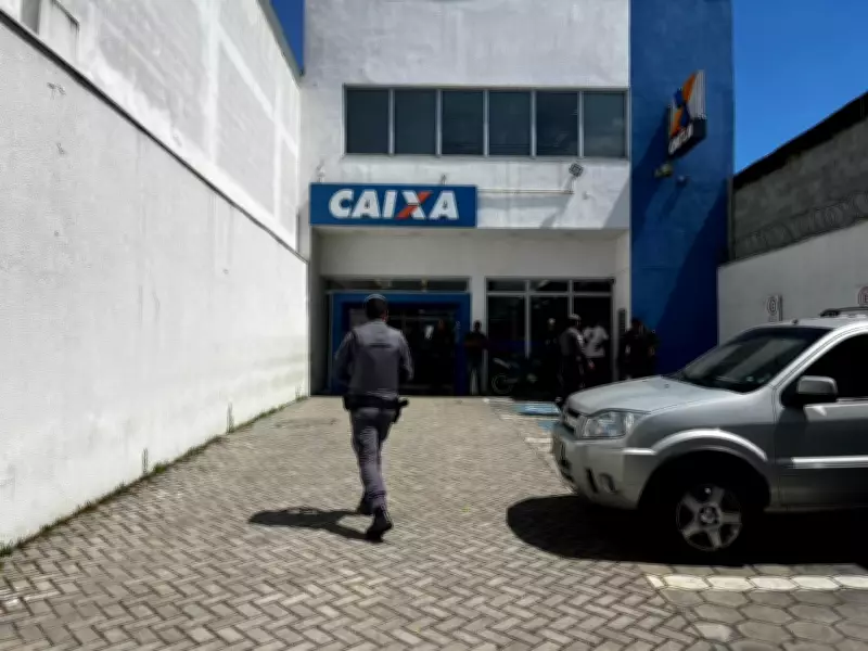 Câmeras de segurança registram sequestro de funcionária de banco em Suzano