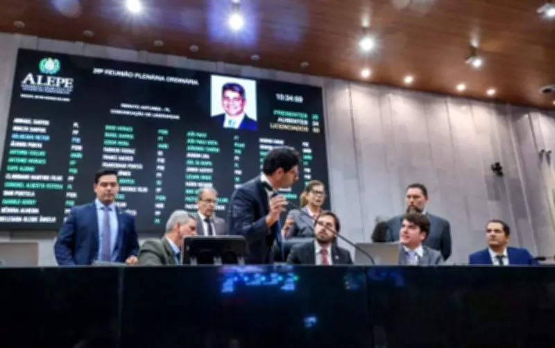 Confusão na Alepe anula votação da Lei Orçamentária após bate-boca entre deputados