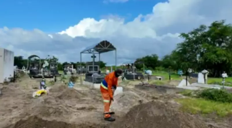 Criminosos abrem túmulo e ateiam fogo em corpo de homem em cemitério rural no RN