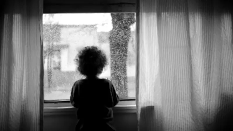 Crise de saúde mental infantil: SC tem 900 internações em 2025 e MP aponta falhas no atendimento