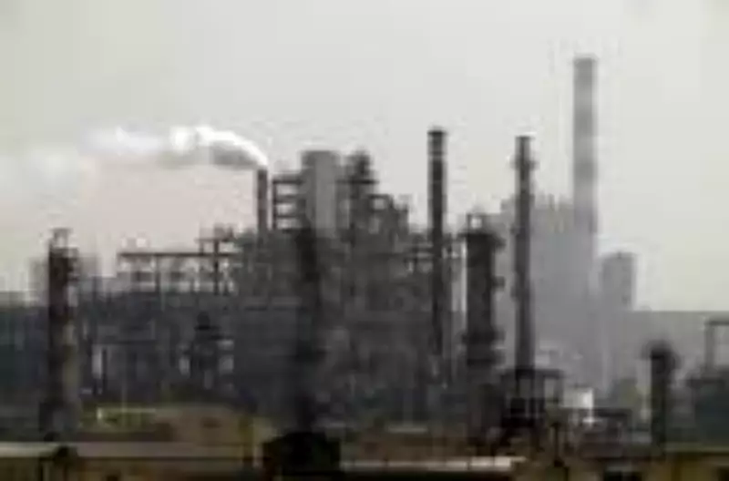 Crise no Irã abala mercado global de energia e expõe dilemas da transição para renováveis