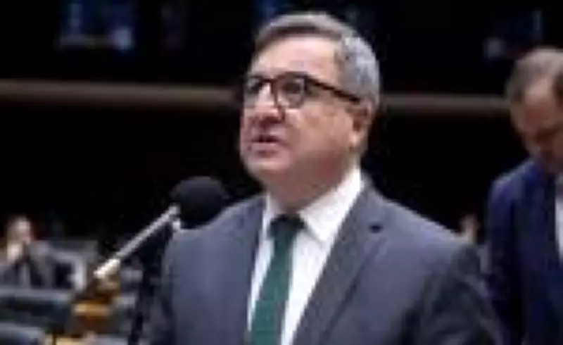 Danilo Forte desfilia-se do União Brasil e busca nova legenda para candidatura ao TCU