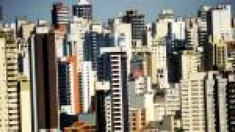 Decisão judicial suspende alvarás e ameaça R$ 90 bilhões em projetos imobiliários em São Paulo