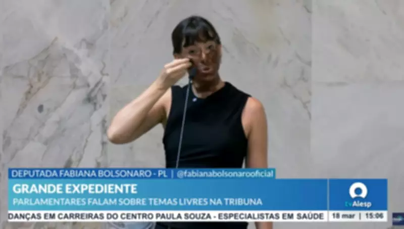 Deputada Fabiana Bolsonaro faz blackface em plenário e gera acusações de racismo e transfobia