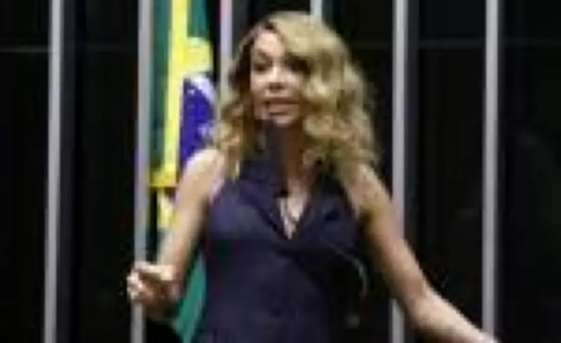 Deputada Érika Hilton aciona MP contra Ratinho por declarações transfóbicas no SBT