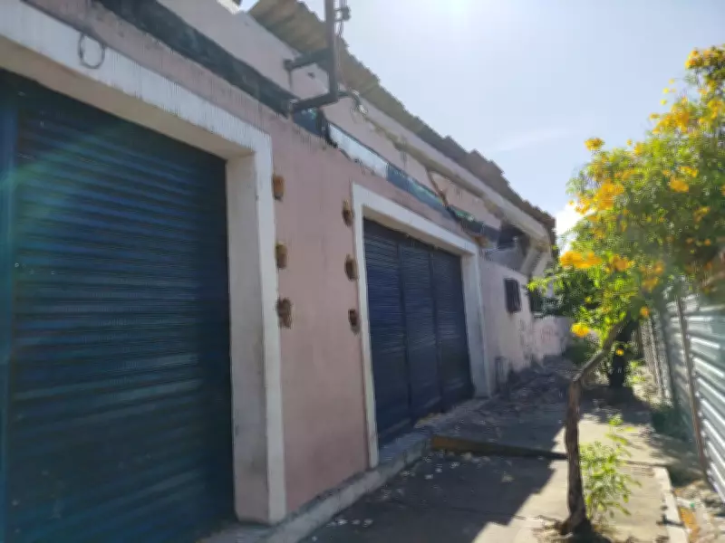 Desabamento parcial ocorre no Mercado de Jaraguá durante reforma em Maceió; sem feridos