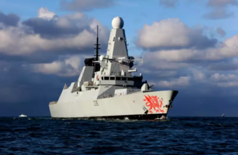 Destróier britânico HMS Dragon é enviado ao Oriente Médio em meio à escalada bélica