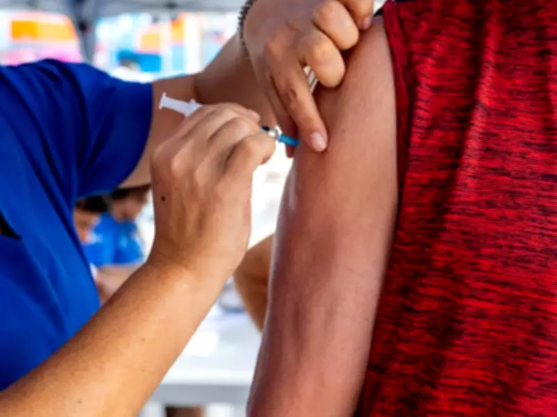 Dia D de vacinação contra gripe mobiliza sete cidades da Baixada Santista