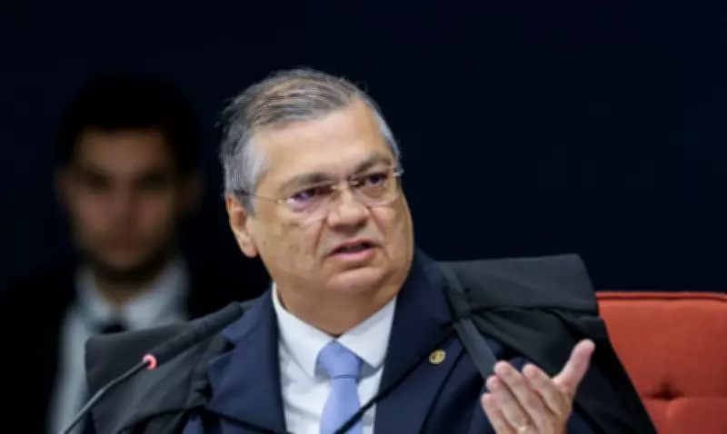 Dino suspende decisão da CPMI do INSS que quebrou sigilos de Lulinha