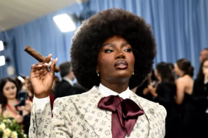 Doechii, estrela do rap, promete show inédito no Lollapalooza Brasil 2026