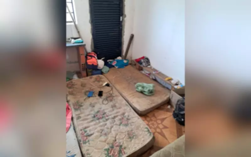 Doze trabalhadores resgatados de condições análogas à escravidão em fazenda de laranja em Angatuba