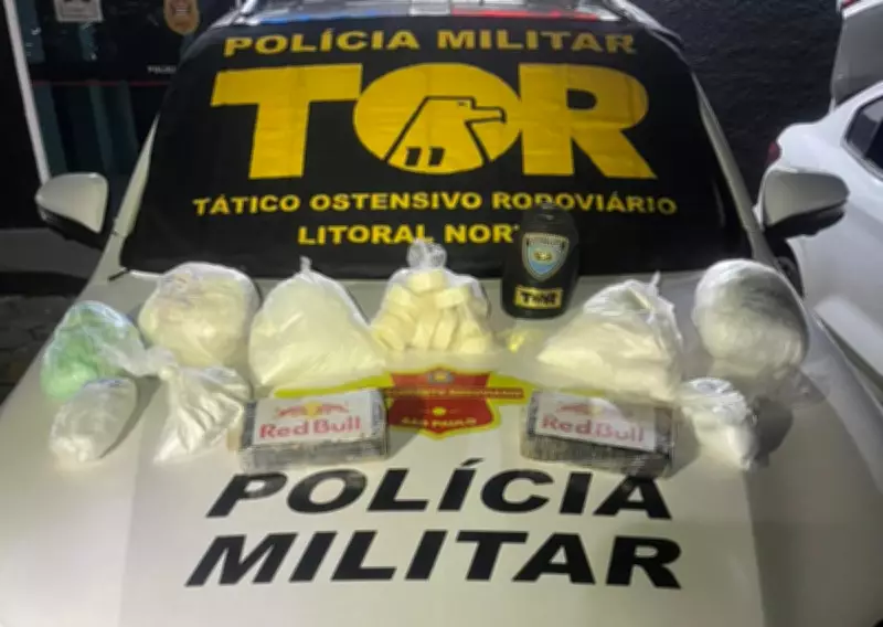 Dupla é presa transportando drogas após perseguição policial em Caraguatatuba