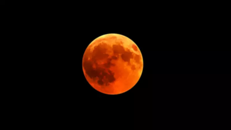 Eclipse lunar total: Lua de Sangue ocorre, mas Brasil tem visibilidade limitada