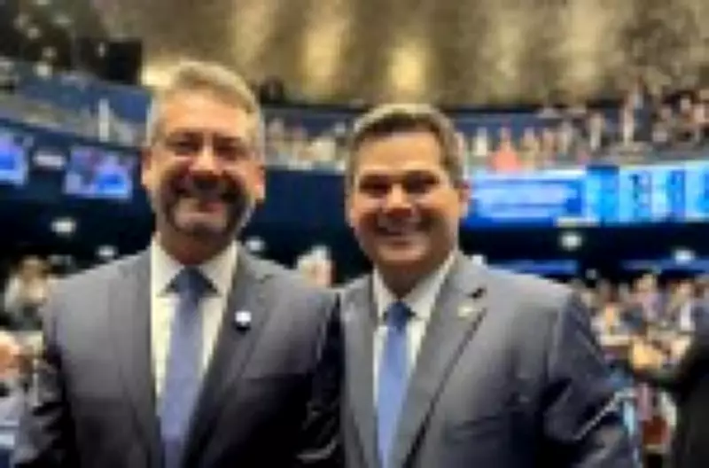 Eleições 2026 no Amapá: Dr. Furlan lidera com 65,1% contra Clécio apoiado por Alcolumbre