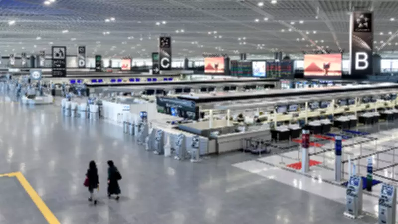 Empresa nos EUA revela achados surpreendentes em malas perdidas de viajantes