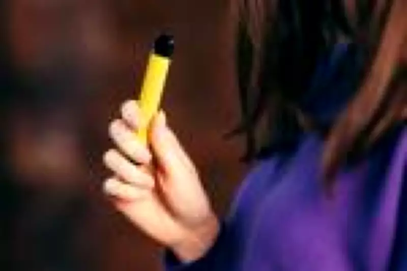 Entidades alertam: proibição de cigarros eletrônicos fortalece mercado ilegal e crime organizado