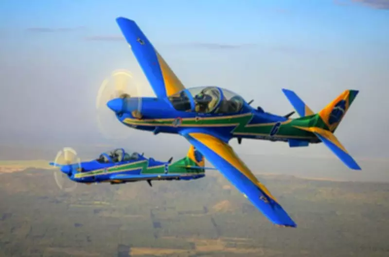 Esquadrilha da Fumaça realiza show aéreo em Divinópolis neste sábado