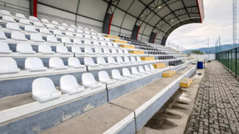 Estádio Sebastião Camanducci ganha 800 novos assentos na arquibancada coberta