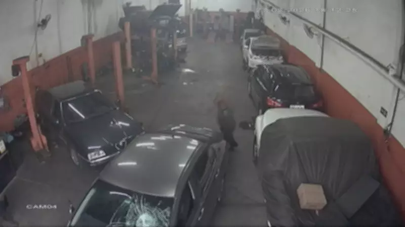 Ex-funcionário de oficina é preso após atropelar patrão e danificar carros em Belo Horizonte