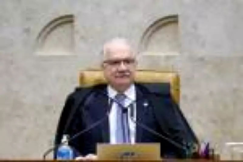 Fachin alerta sobre 'erosão democrática' no Brasil por meio de 'constitucionalismo abusivo'