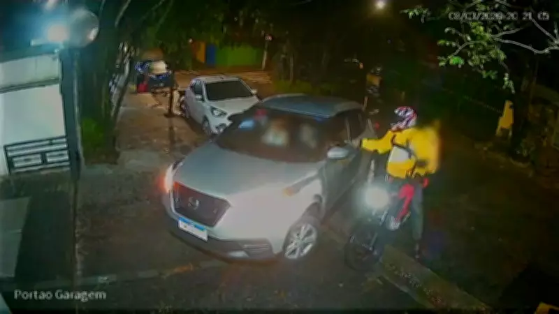 Falso entregador assalta mulheres em condomínio do Butantã, em São Paulo