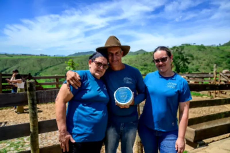 Família mineira transforma produção de queijo e aumenta renda com cooperativa