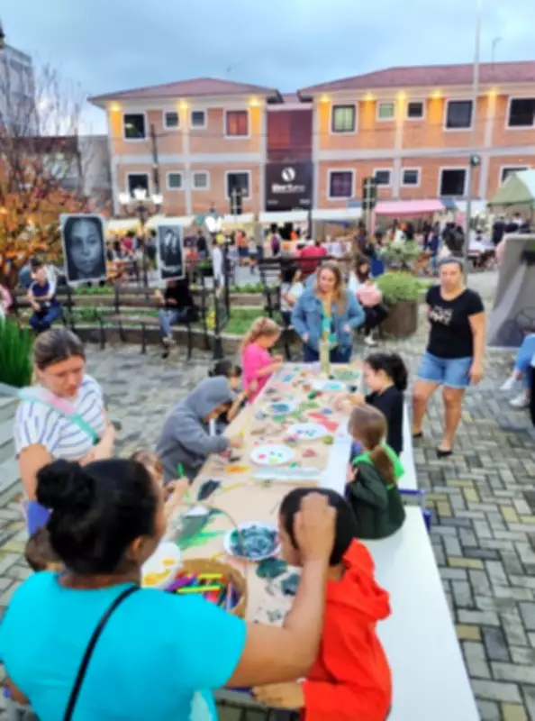 Feiras de Extrema (MG) Encantam Turistas com Tradição e Sabores Mineiros