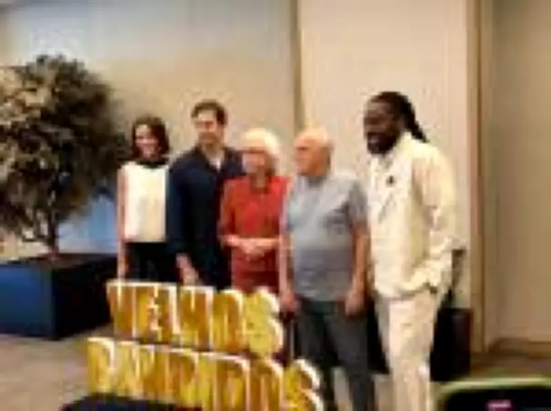 Fernanda Montenegro reflete sobre o presente em 'Velhos Bandidos', seu possível adeus ao cinema