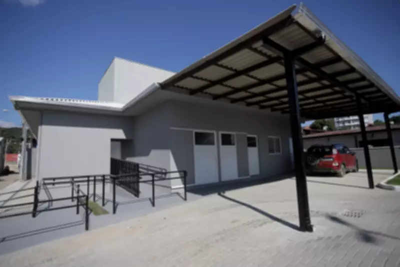 Florianópolis inaugura primeiro entreposto público de pescados para fortalecer pesca artesanal
