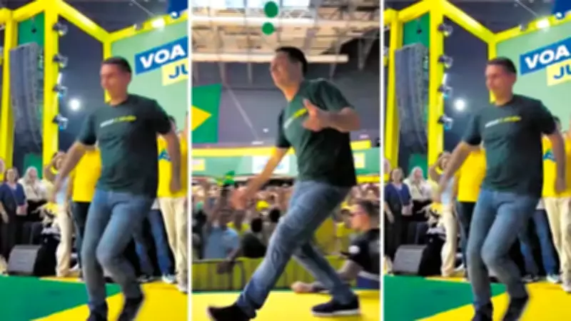 Flávio Bolsonaro adota funk e dança em pré-campanha para atrair jovens eleitores