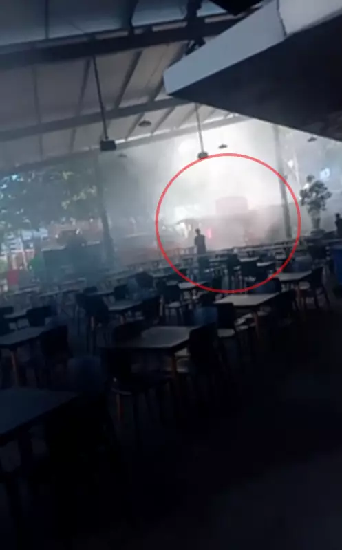 Food truck pega fogo na Jatiúca, em Maceió, após princípio de incêndio em churrasqueira