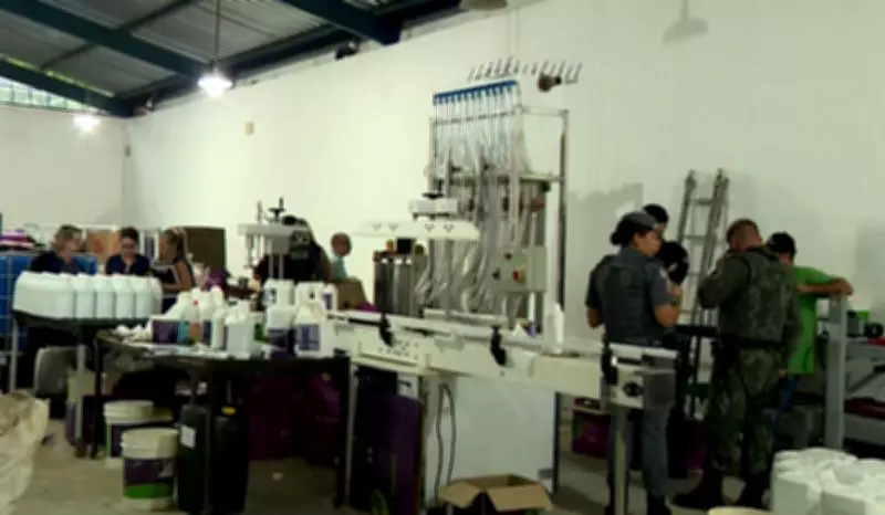 Galpão clandestino de produtos químicos é interditado em Amparo após denúncia anônima