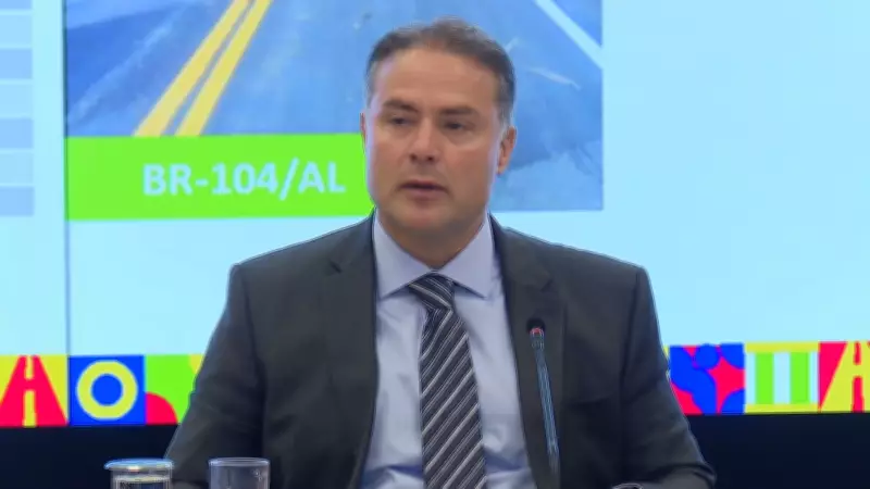 Governo anuncia pacote para endurecer fiscalização do piso do frete de caminhões