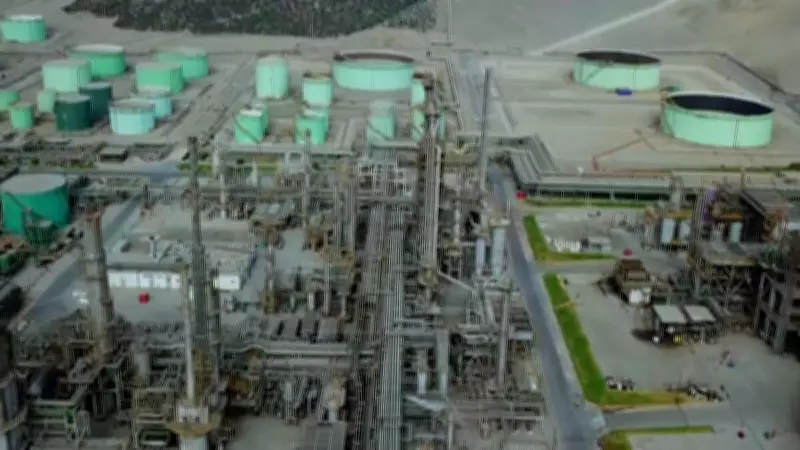 Governos asiáticos adotam medidas emergenciais para conter crise do petróleo