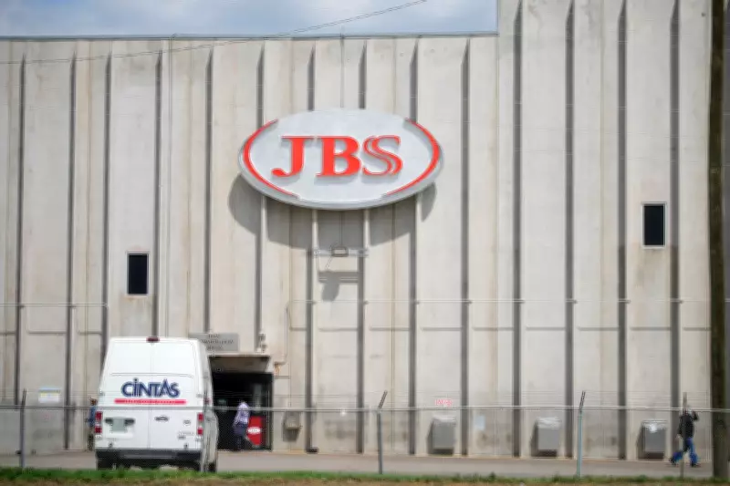 Greve histórica em frigorífico da JBS nos EUA mobiliza 3,8 mil trabalhadores