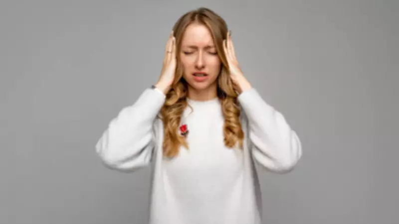 Hábitos modernos como sono ruim e celular excessivo prejudicam sistema nervoso e saúde mental