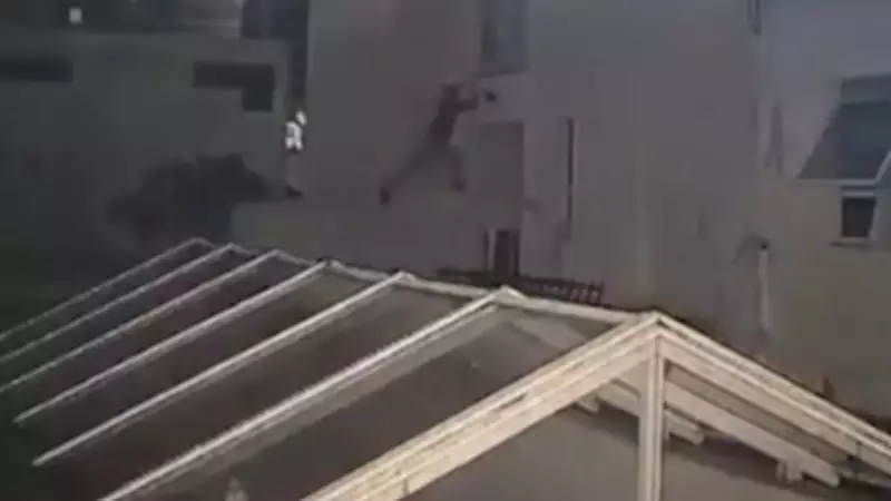 Homem-Aranha é preso em SP após escalar prédios para invadir apartamentos