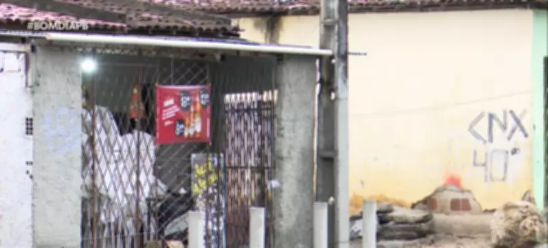 Homem é assassinado a tiros em bar de Campina Grande; cliente também fica ferido